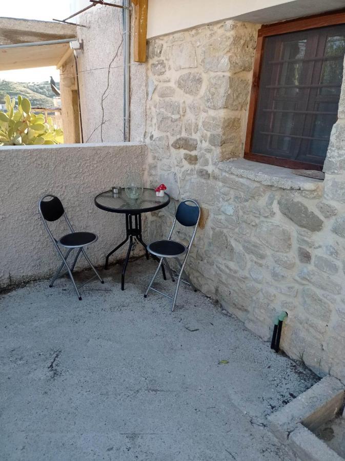 Papas Apartments Moirai Luaran gambar